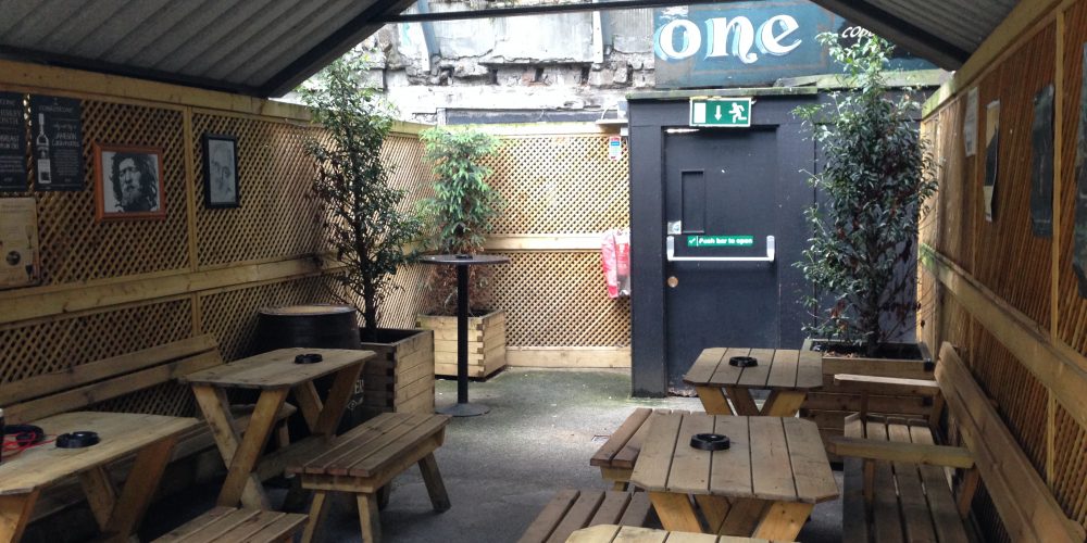 18 covered and warm beer gardens and smoking areas