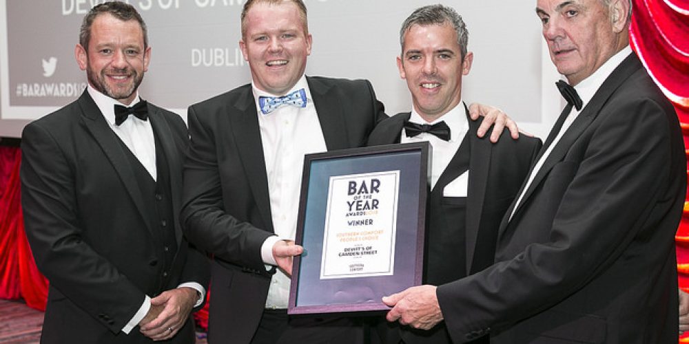 Devitts and Johnnie Foxes win ‘People’s Choice’ Awards at the bar of the year awards.